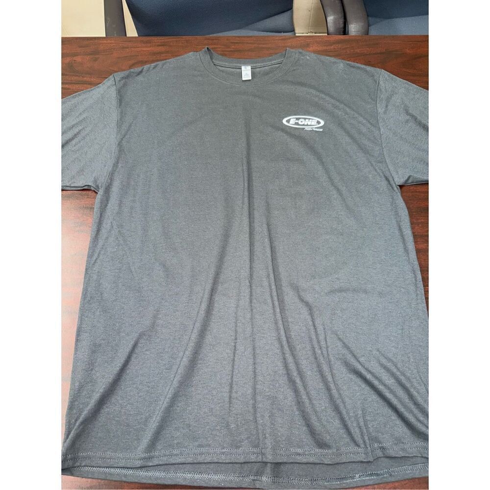 E-One Ladder Fire Truck Mens Grey Short Sleeve Tee Size X-Large